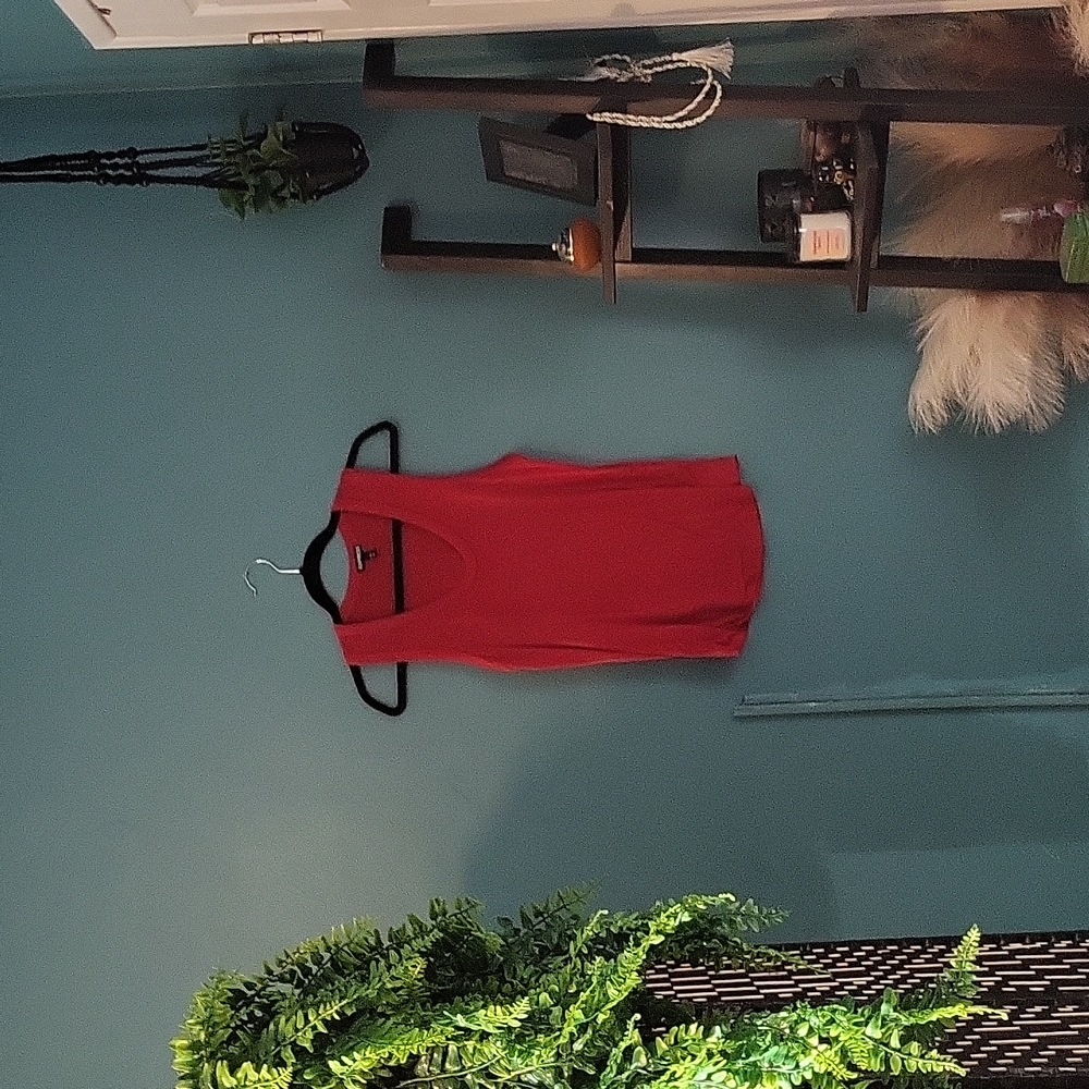 Express sleeveless top